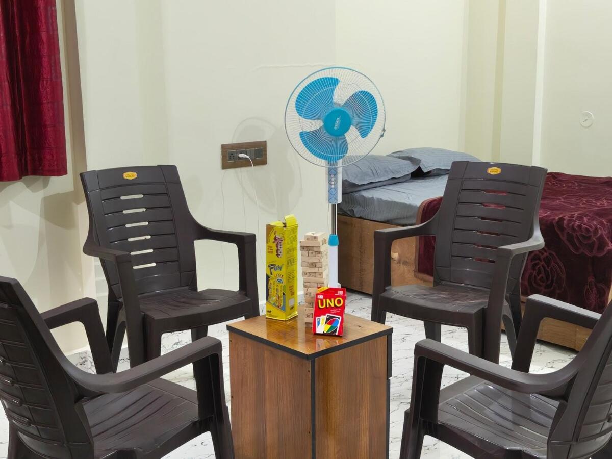 Galaxy Homestay 4Bhk 迈索尔 外观 照片